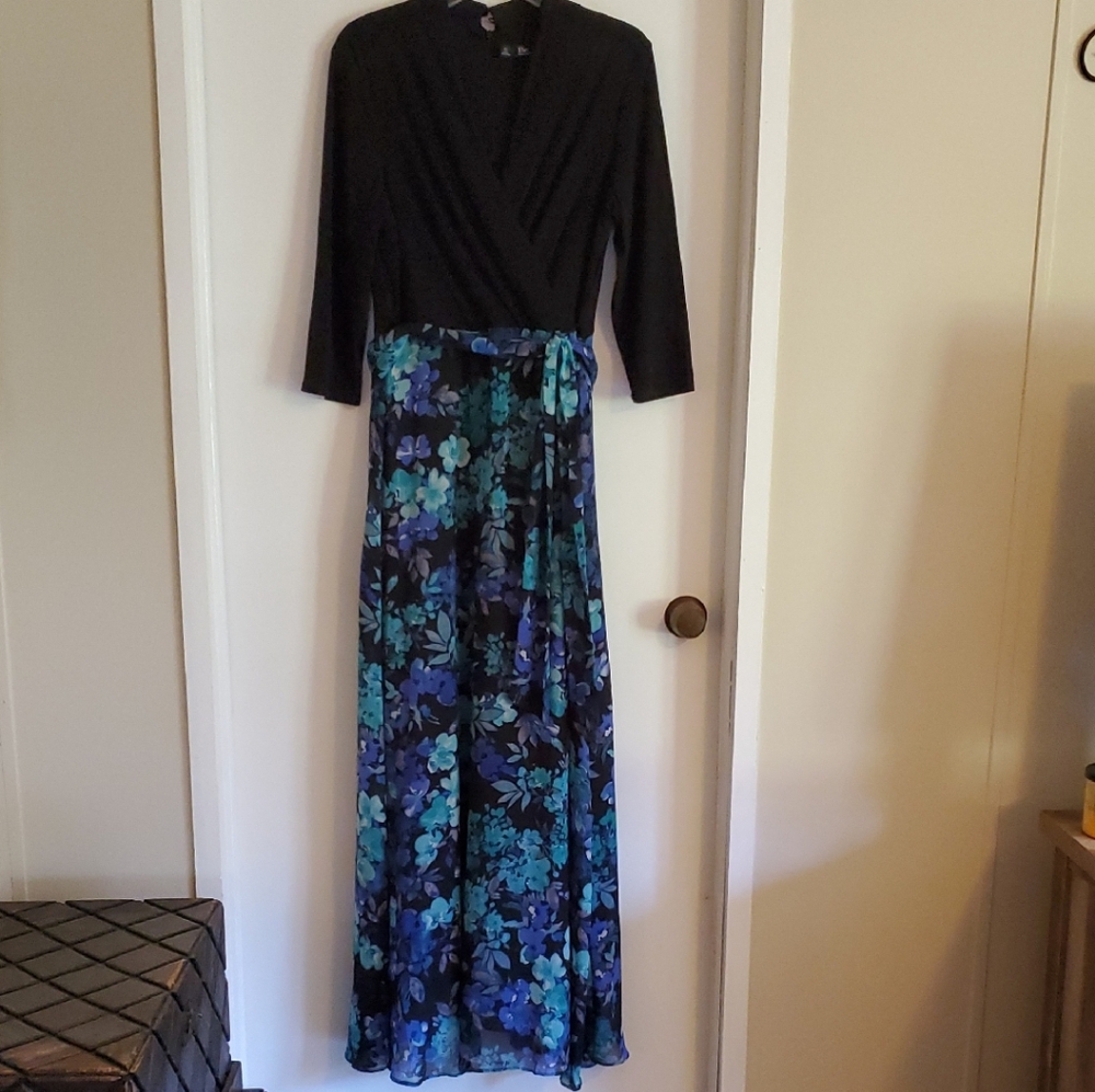 Chetta B Black and Blue Floral 3/4 Length Sleeve Dress